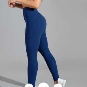 Buff bunny midnight navy latitude leggings